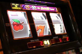 vib7777 Esports VIP Bonus Cashback MMK ဆုငွေ Myanmar ကစားသူများ Wave Money KBZPay ထုတ်ယူနေသောမြင်ကွင်း